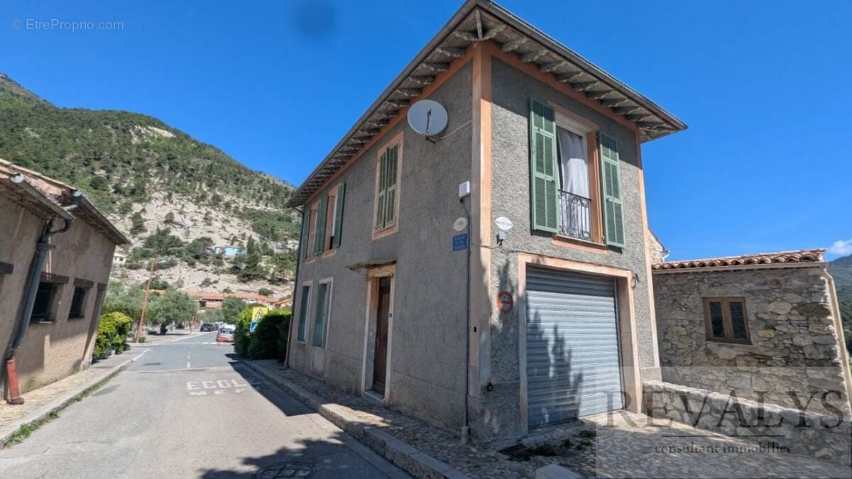 Maison à COARAZE