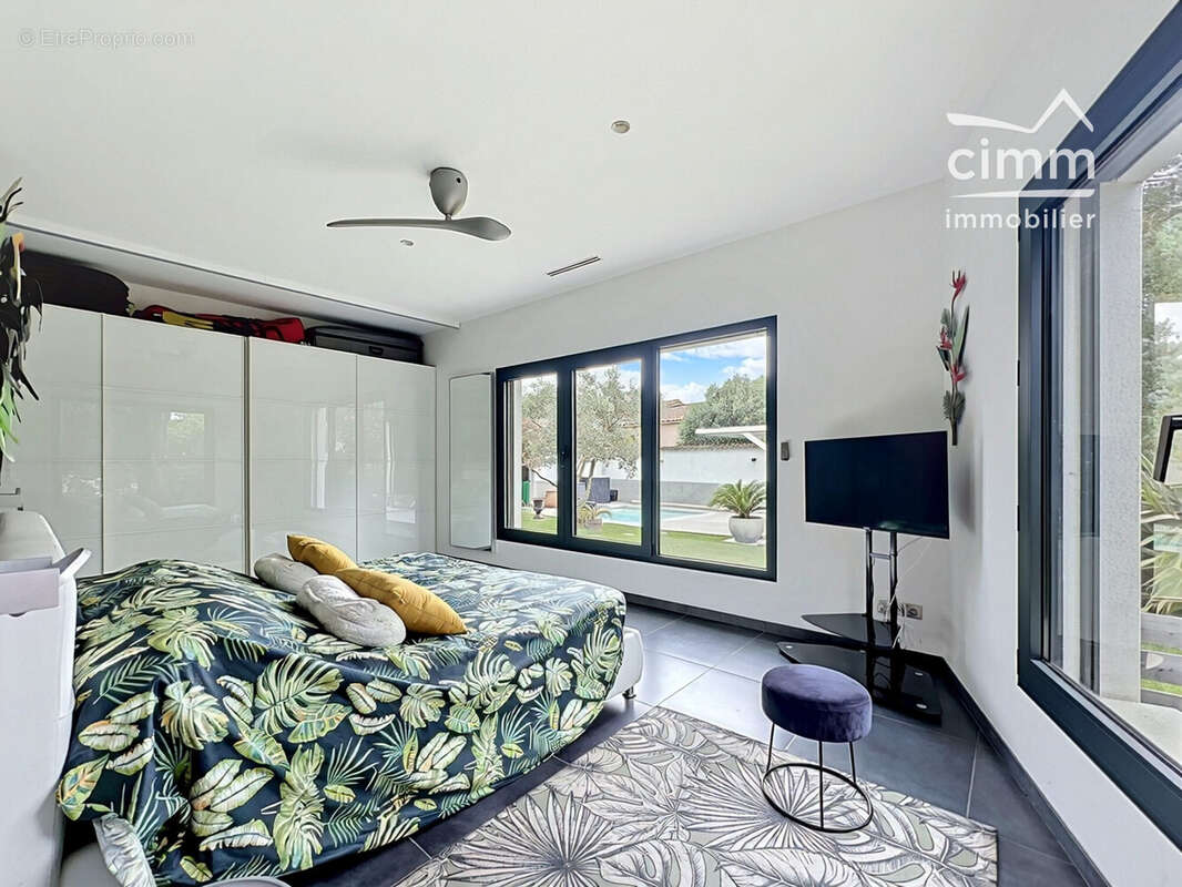 Maison 180 m² à Morieres-Les-Avignon  - photo 6