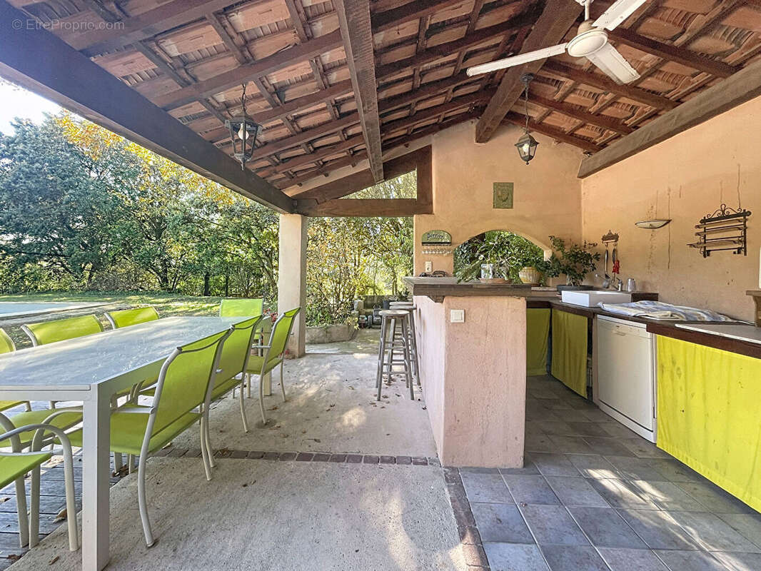 Maison à EGUILLES