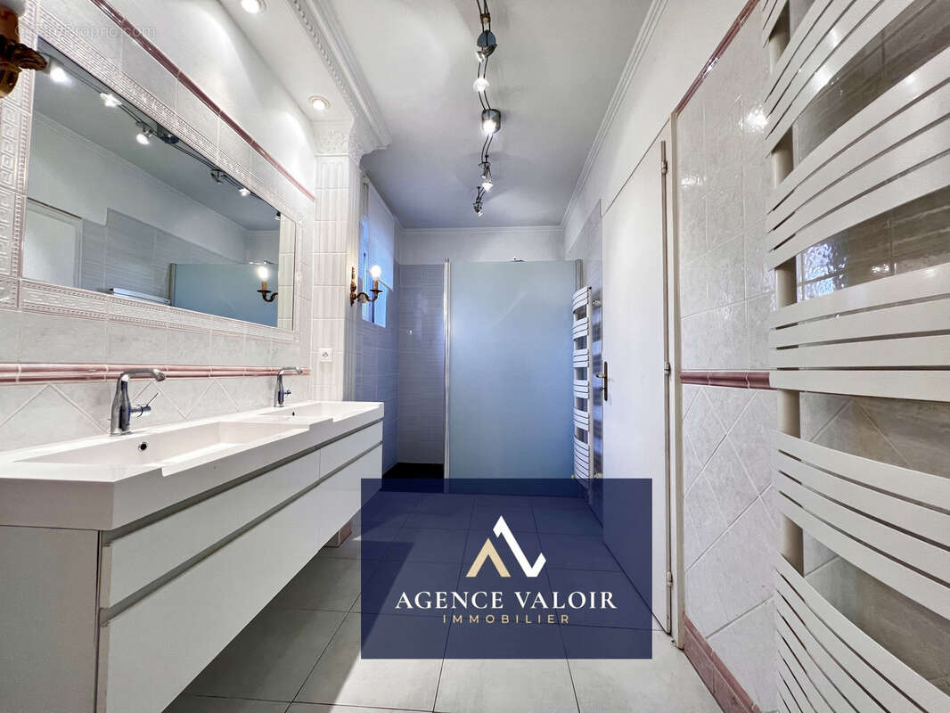 Appartement à FAMECK