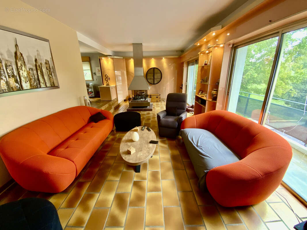 Maison à VIEUX-CONDE