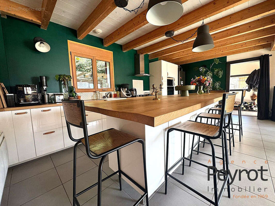 Maison à ANGOUSTRINE-VILLENEUVE-DES-ESCALDES