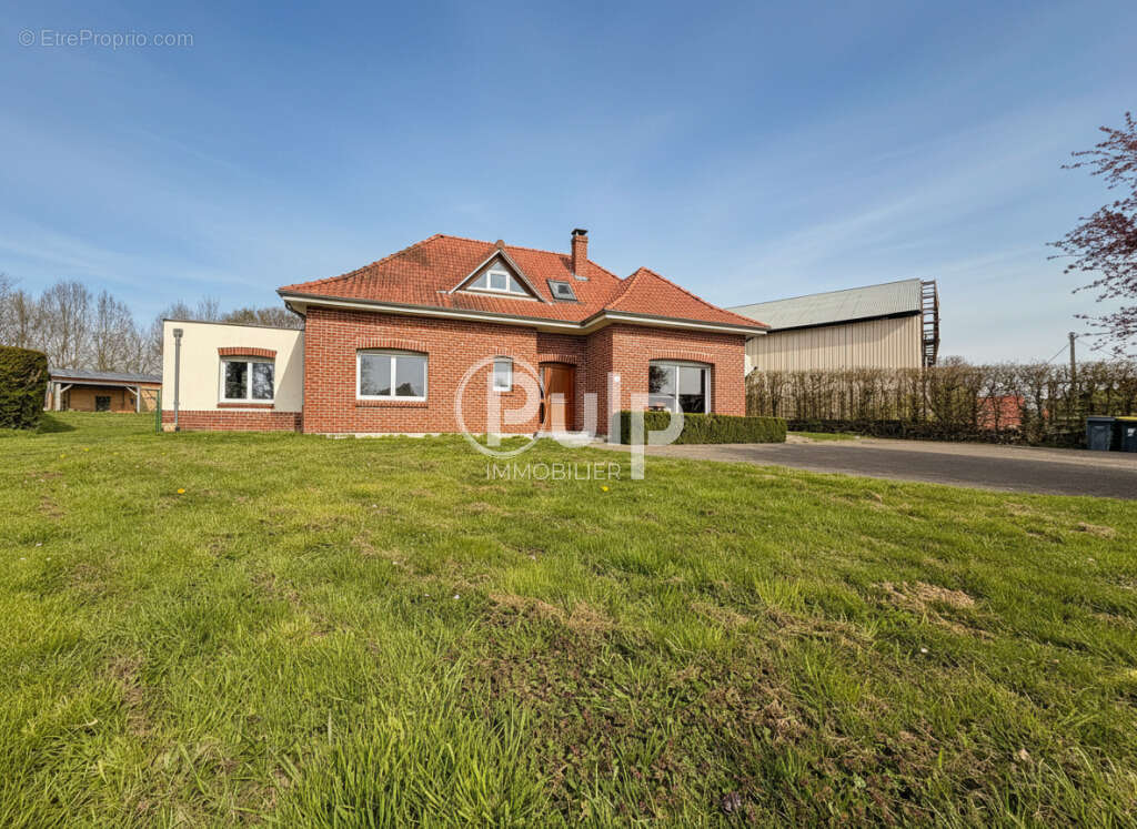 Maison à MONCHY-AU-BOIS