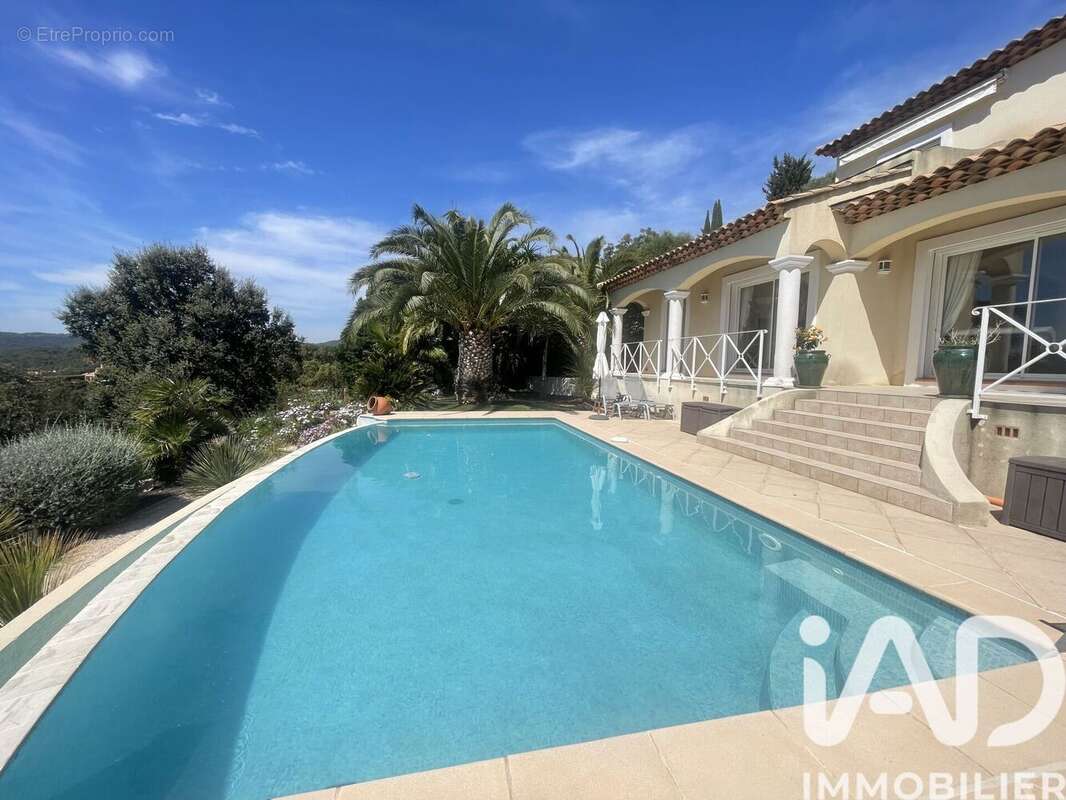 Photo 6 - Maison à LA LONDE-LES-MAURES