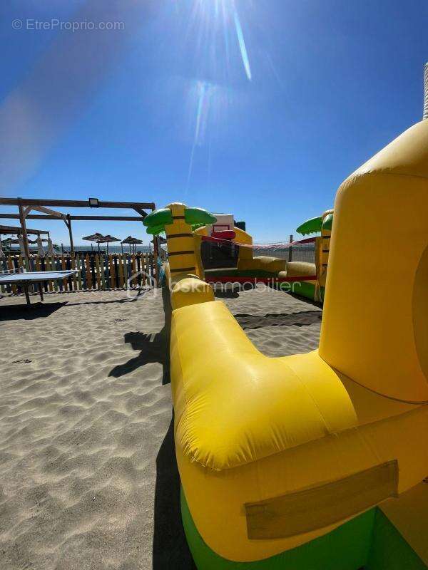 Commerce à CANET-EN-ROUSSILLON