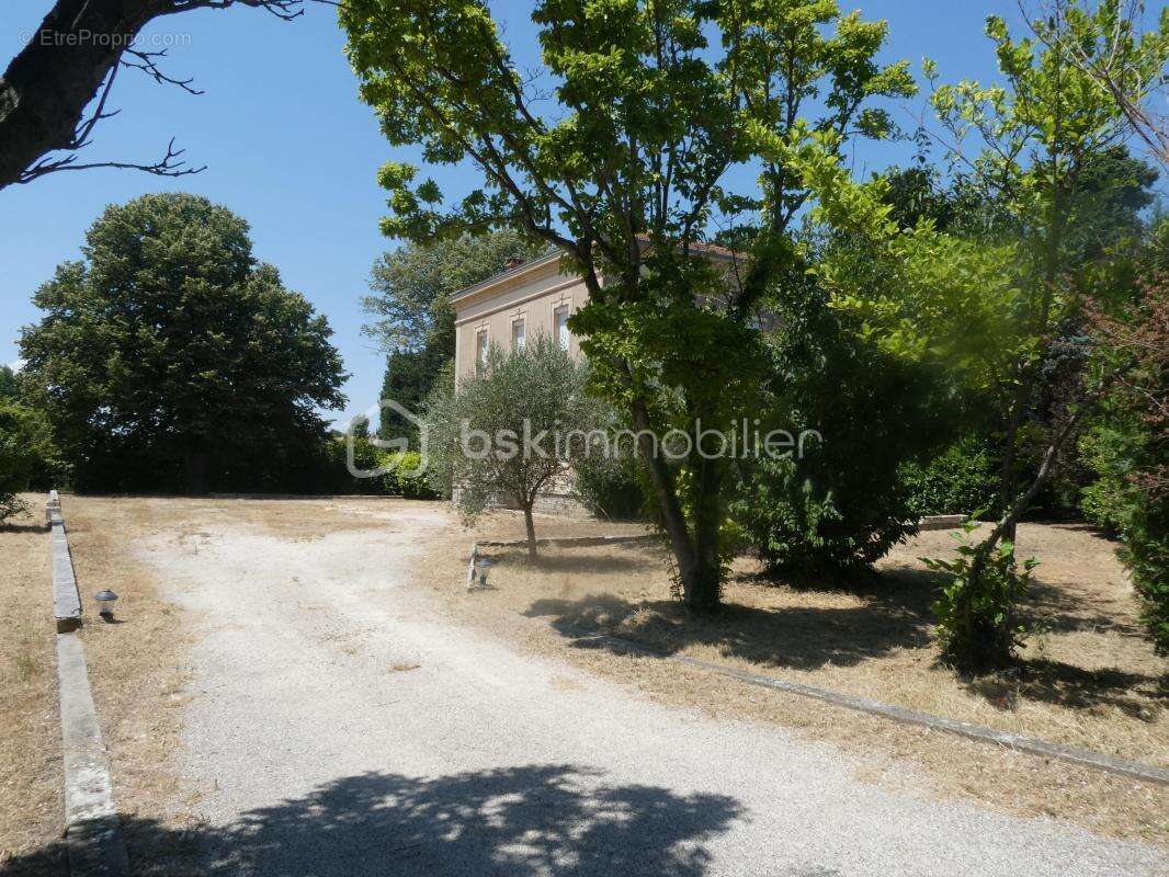 Maison à CABANNES
