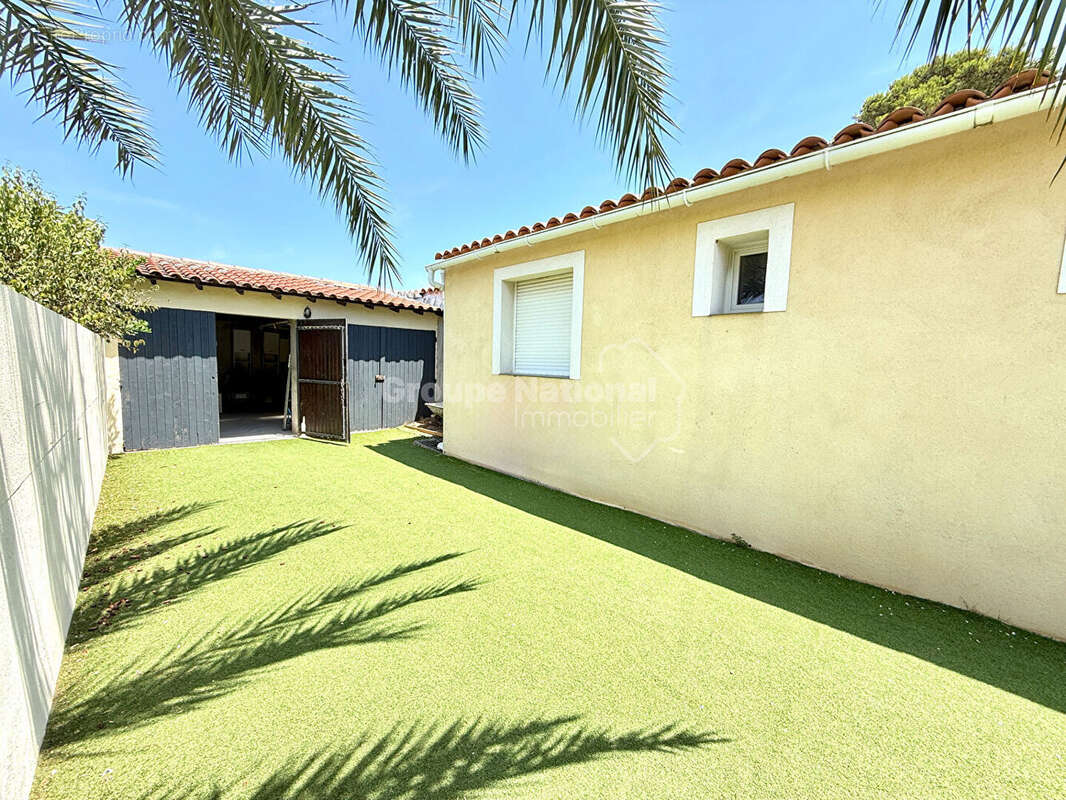 Maison de type 5 avec piscine et double garage - photo 15