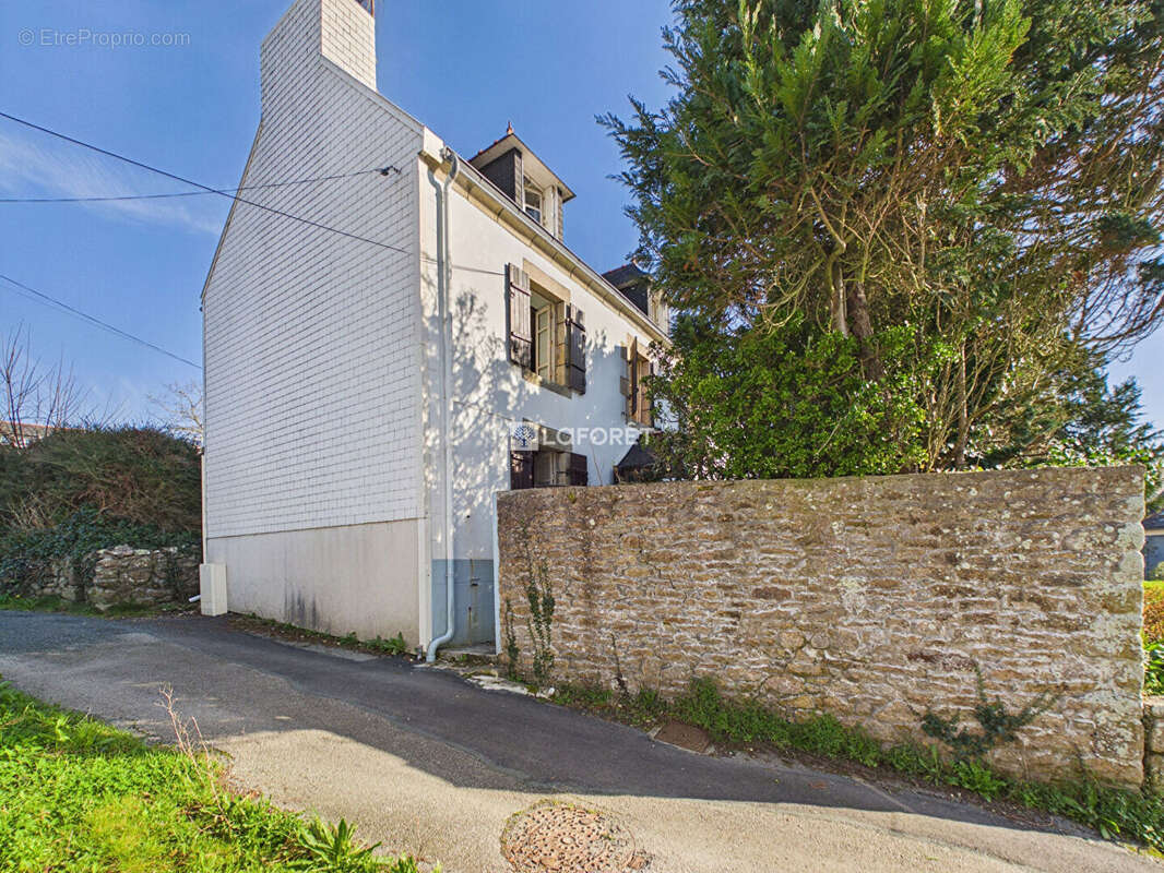 Maison à PLOUHINEC