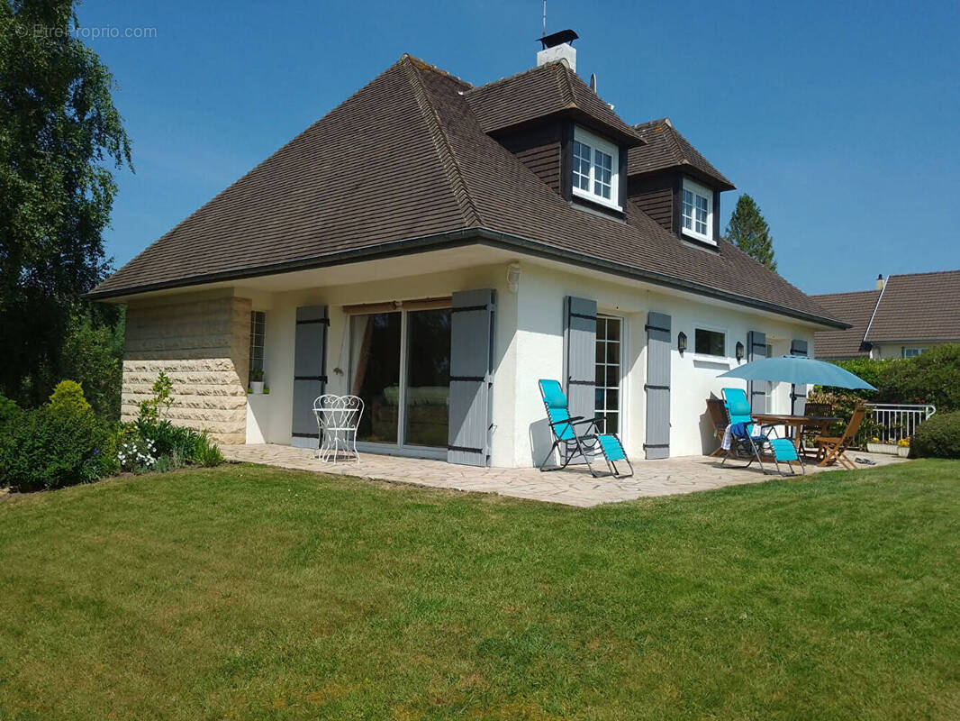 Maison à PONT-L'EVEQUE