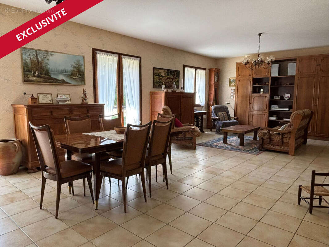 Maison 273m² à lizant - photo 6