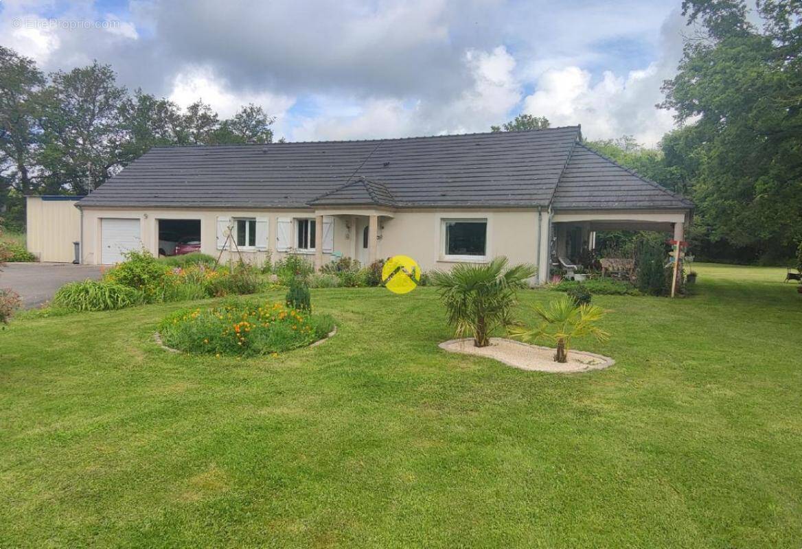 Maison à SAINT-LEGER-LE-PETIT