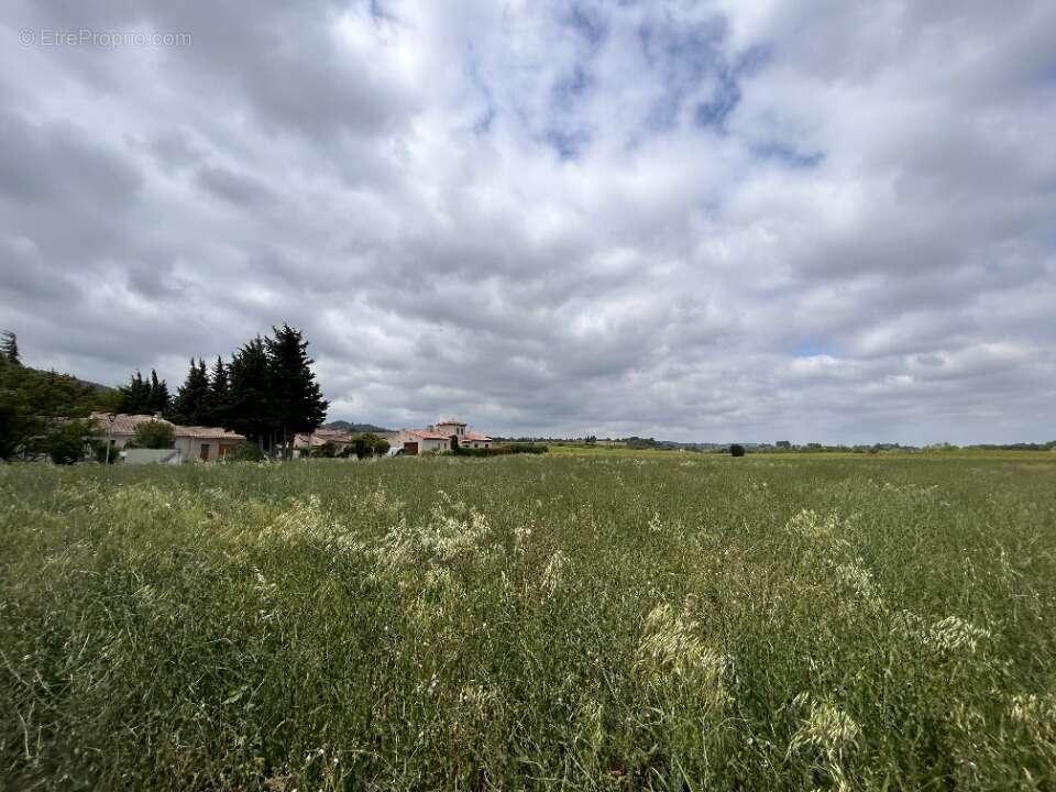 Terrain à FLOURE