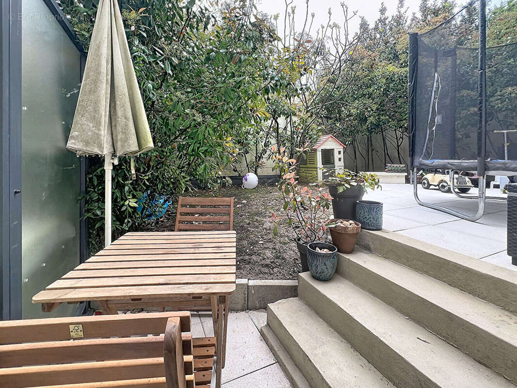 Appartement à SURESNES