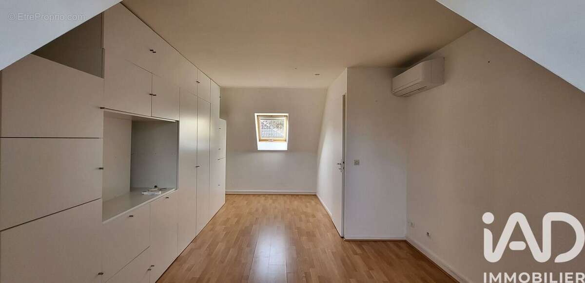 Photo 9 - Maison à VILLENEUVE-LA-GARENNE