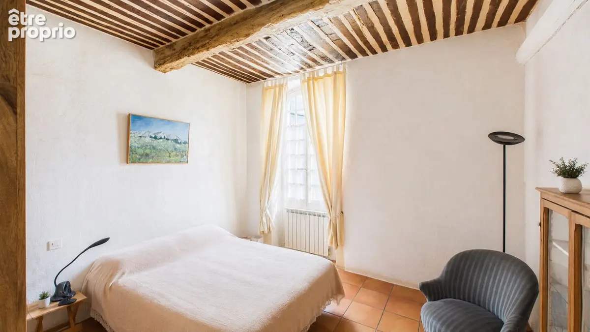Eyragues, maison de caractère de 210 m² avec cour intérieure de 50 m², 4 chambres et cave - photo 10