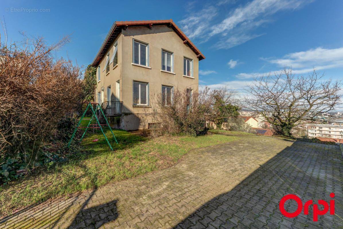 Maison à VENISSIEUX