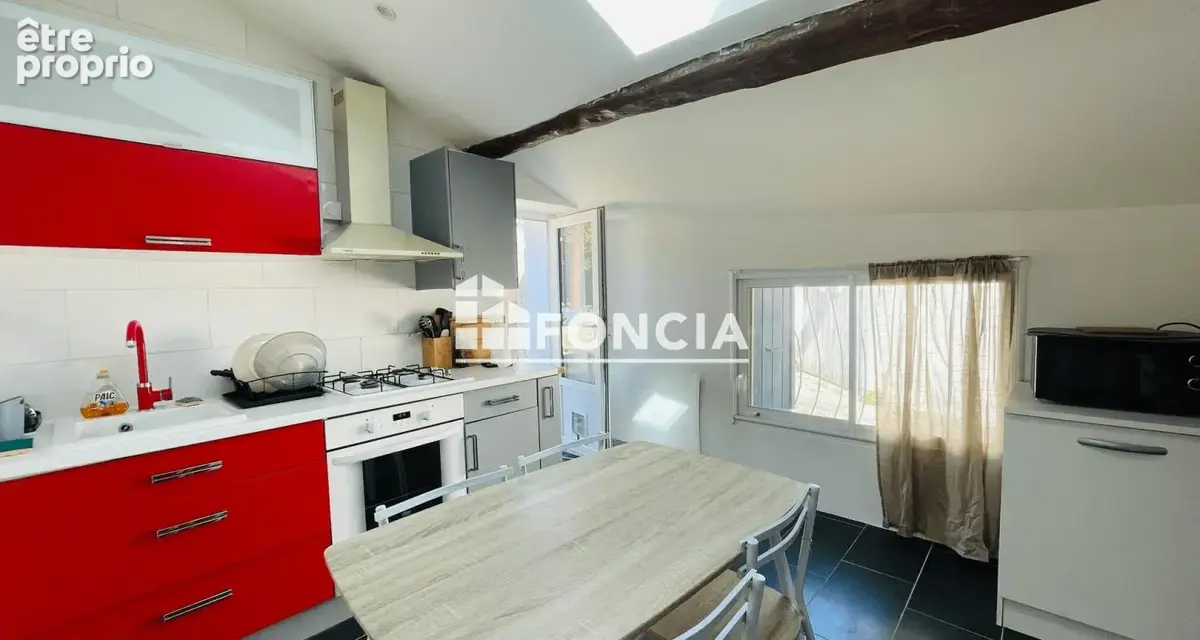 Maison de bourg en pierre rénovée 116 m² + grange + terrain – St Coutant-le-Grand - photo 4