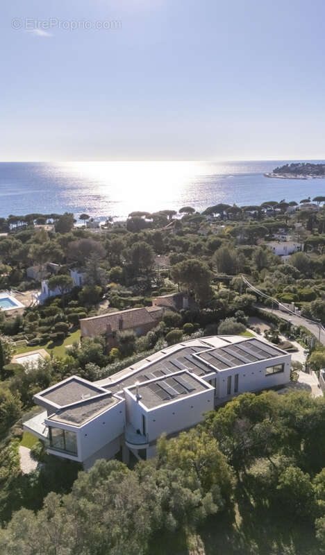 Maison à CAVALAIRE-SUR-MER