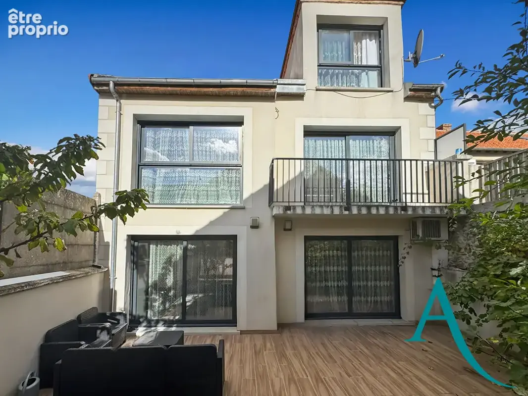 Maison Ballancourt Sur Essonne 7 pièce(s) 190 m2 - photo 1