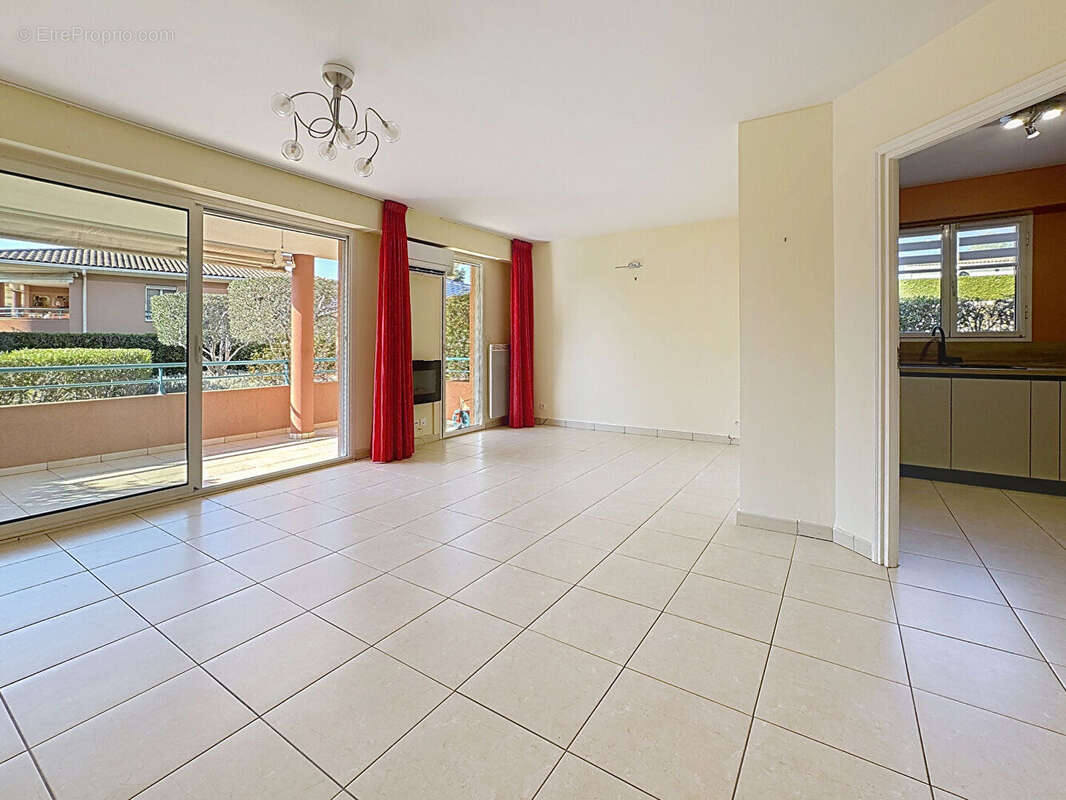 Appartement 3 pieces avec terrasse valescure - photo 4
