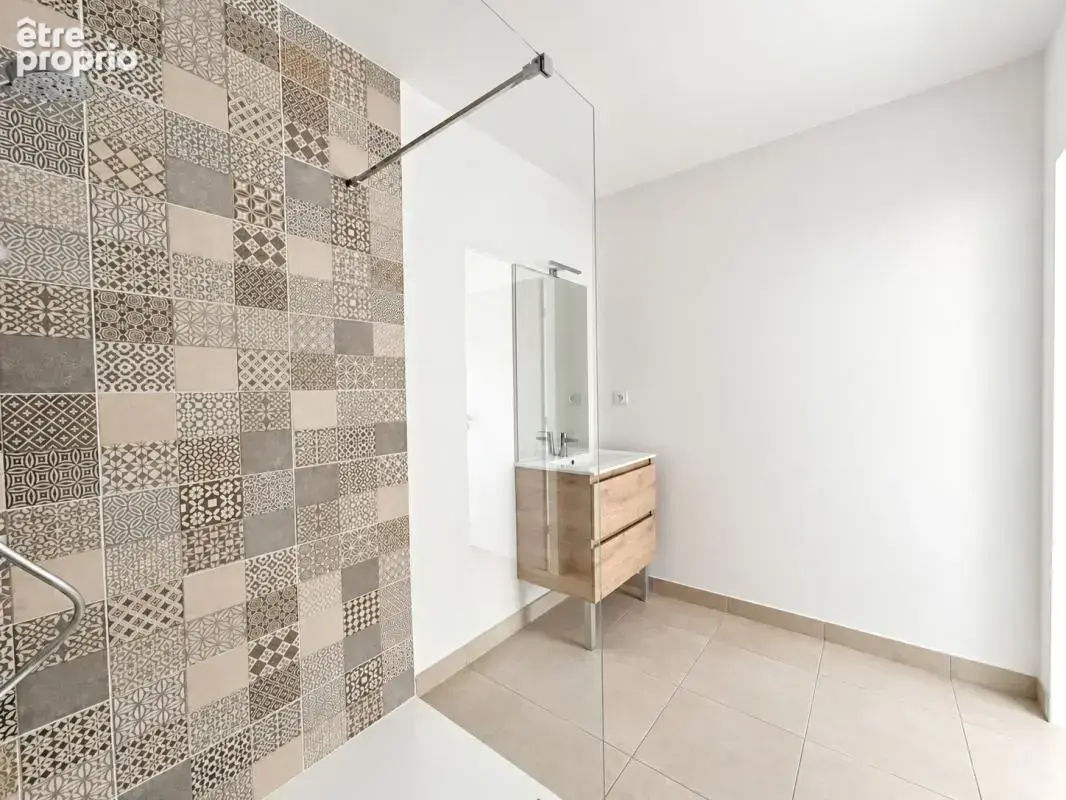 Appartement T3 de 60,5 m² avec balcon et 2 parkings - Les Sables-d'Olonne - photo 6