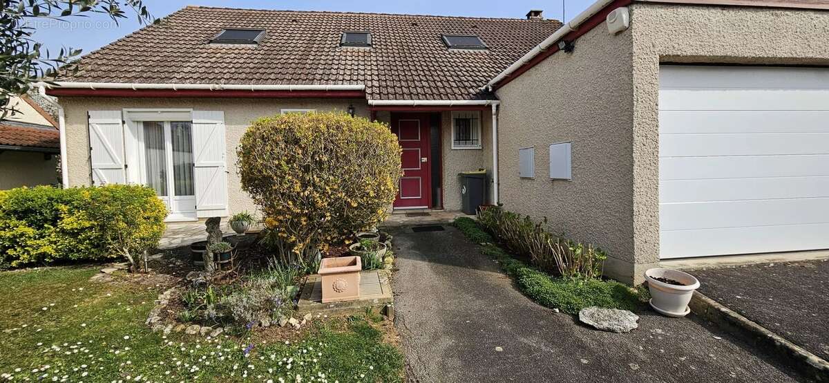 Maison à LA FERTE-ALAIS