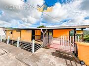 Maison à RIVIERE-PILOTE