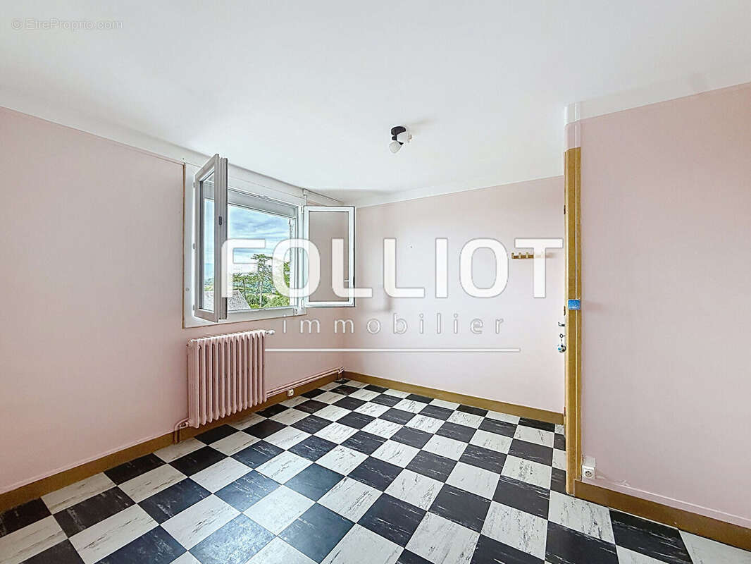 Appartement à SAINT-PAIR-SUR-MER