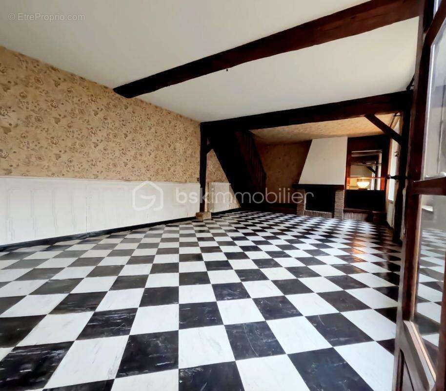 Maison à COURLON-SUR-YONNE