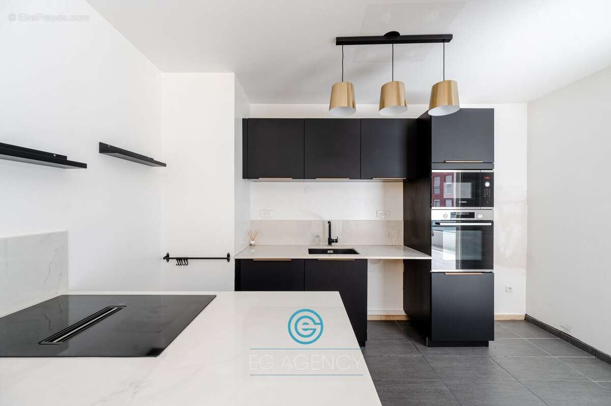 Appartement à MARSEILLE-8E