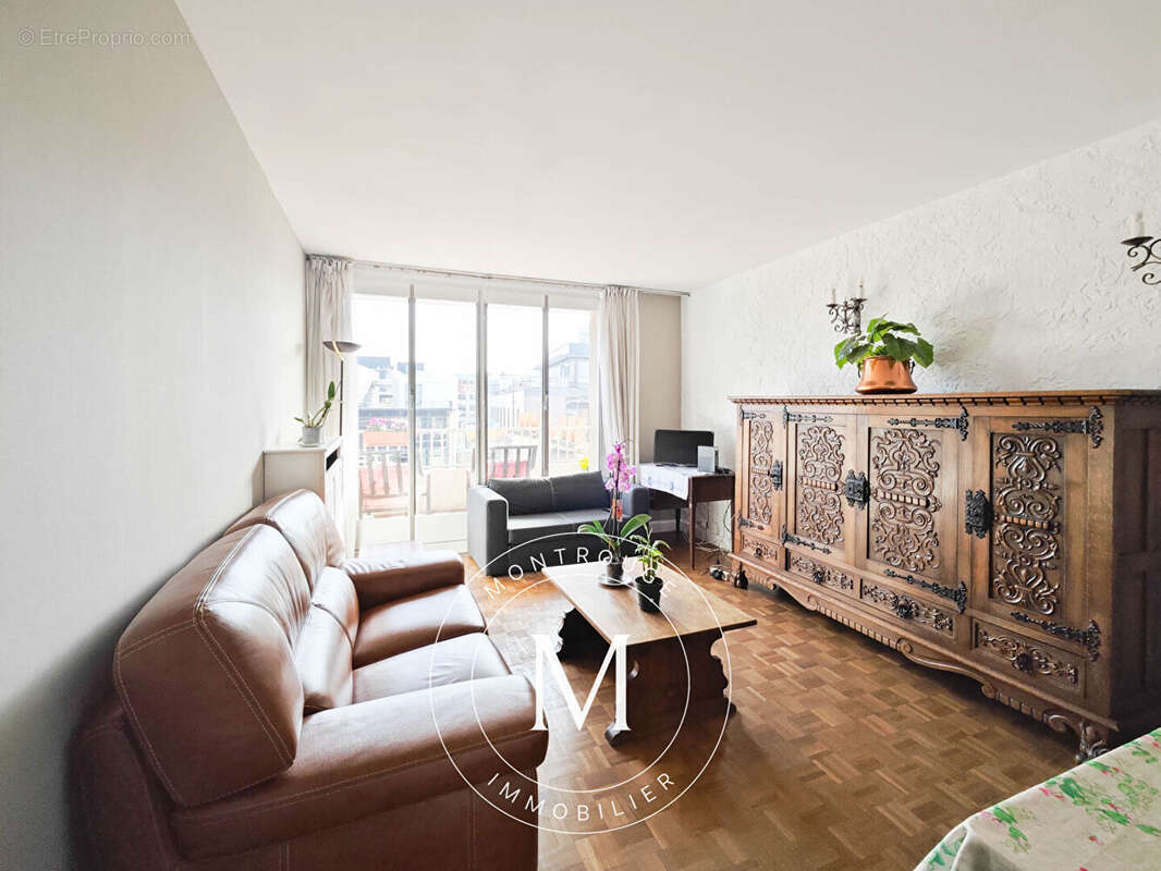 Appartement à MONTROUGE