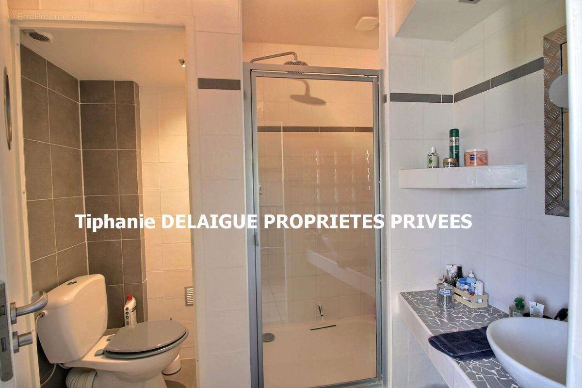 Appartement à SAINT-PRIEST-EN-JAREZ