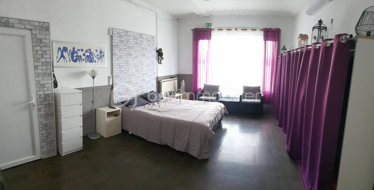 Maison à MAIRE-LEVESCAULT