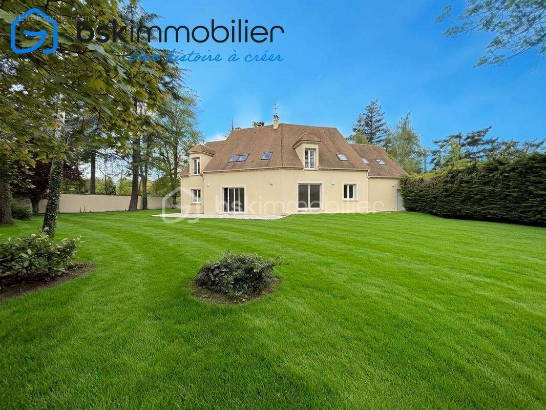 Maison à FEUCHEROLLES