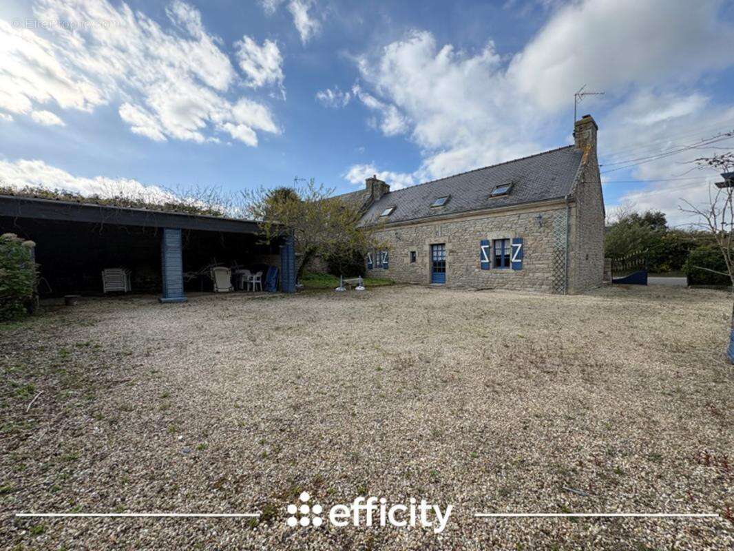 Maison à LOCTUDY