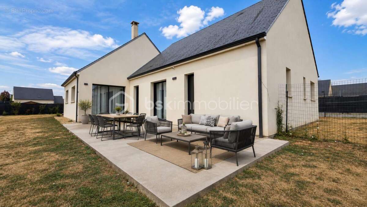 Maison contemporaine de plain-pied – 128 m² – 4 chambres – Double garage - photo 12