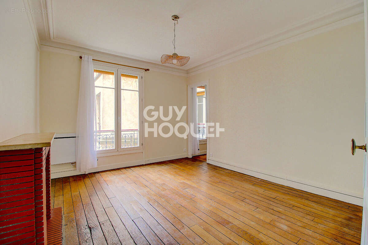 Appartement à PARIS-20E