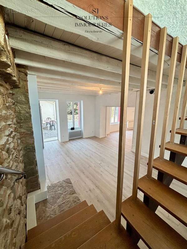 Maison à ECHALAS