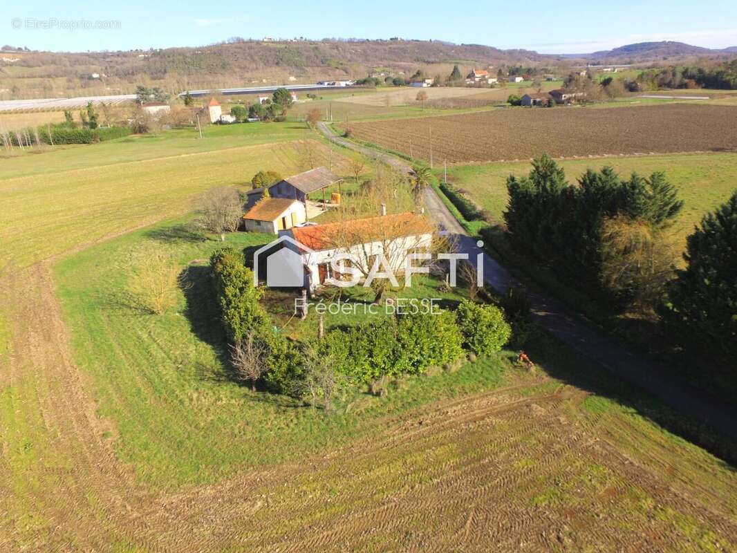 Photo 2 - Maison à MONTESQUIEU