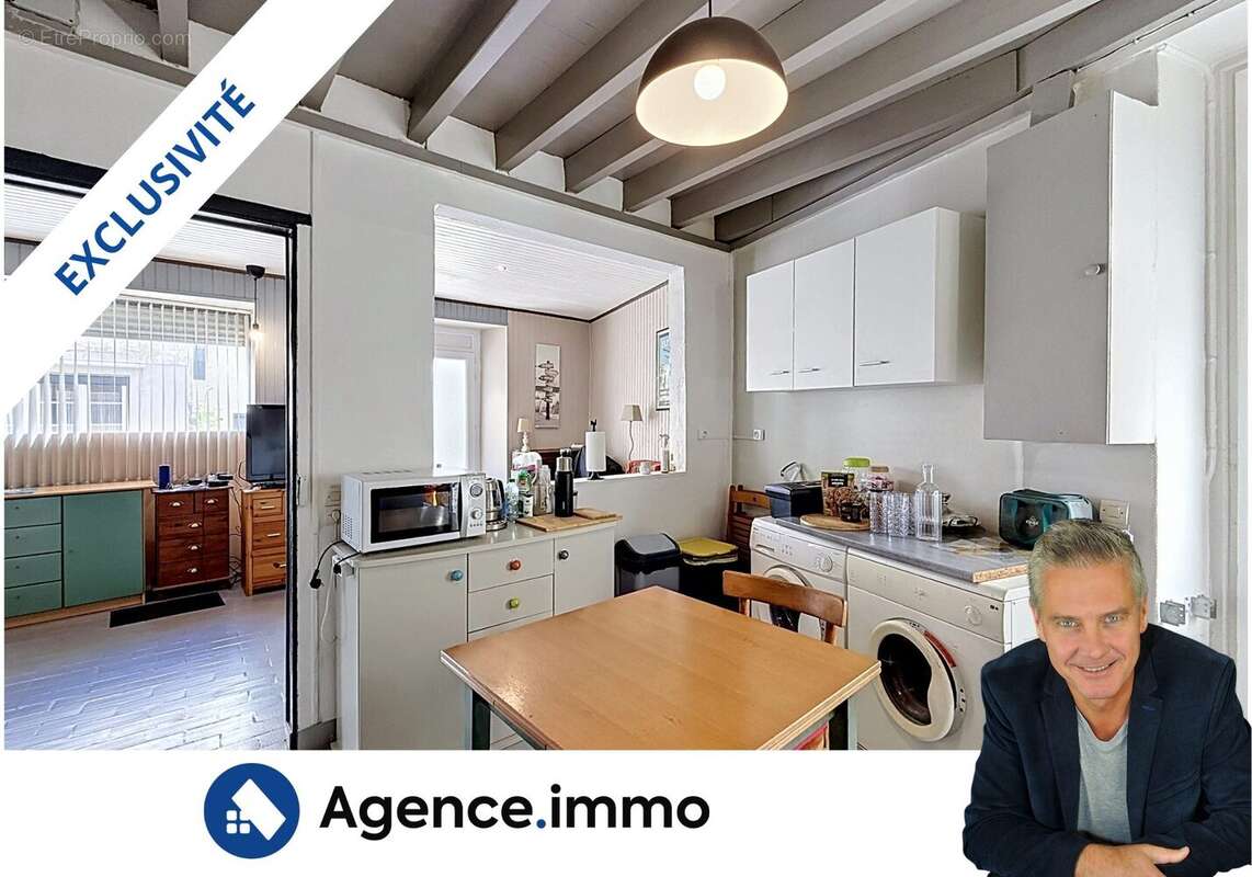 Maison à SAINT-BONNET-SUR-GIRONDE