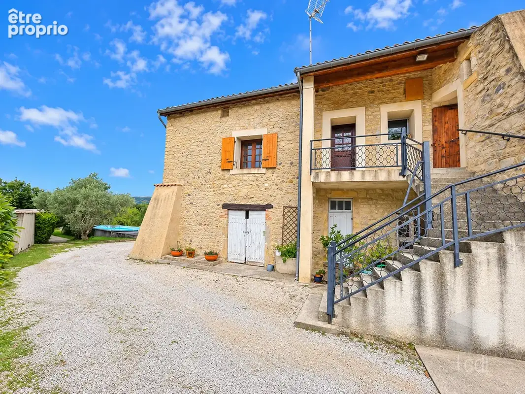 LORIOL-SUR-DRÔME - Maison de campagne 124 m2 avec piscine et dépendances - photo 4