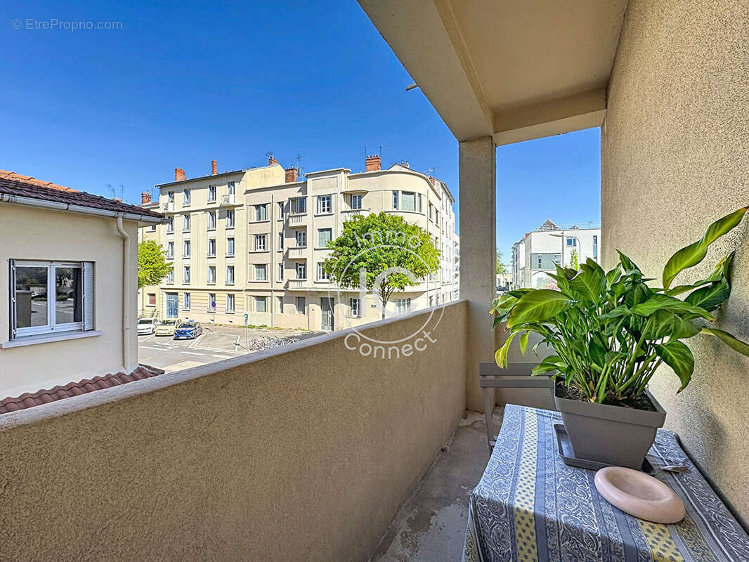 Appartement à LYON-3E