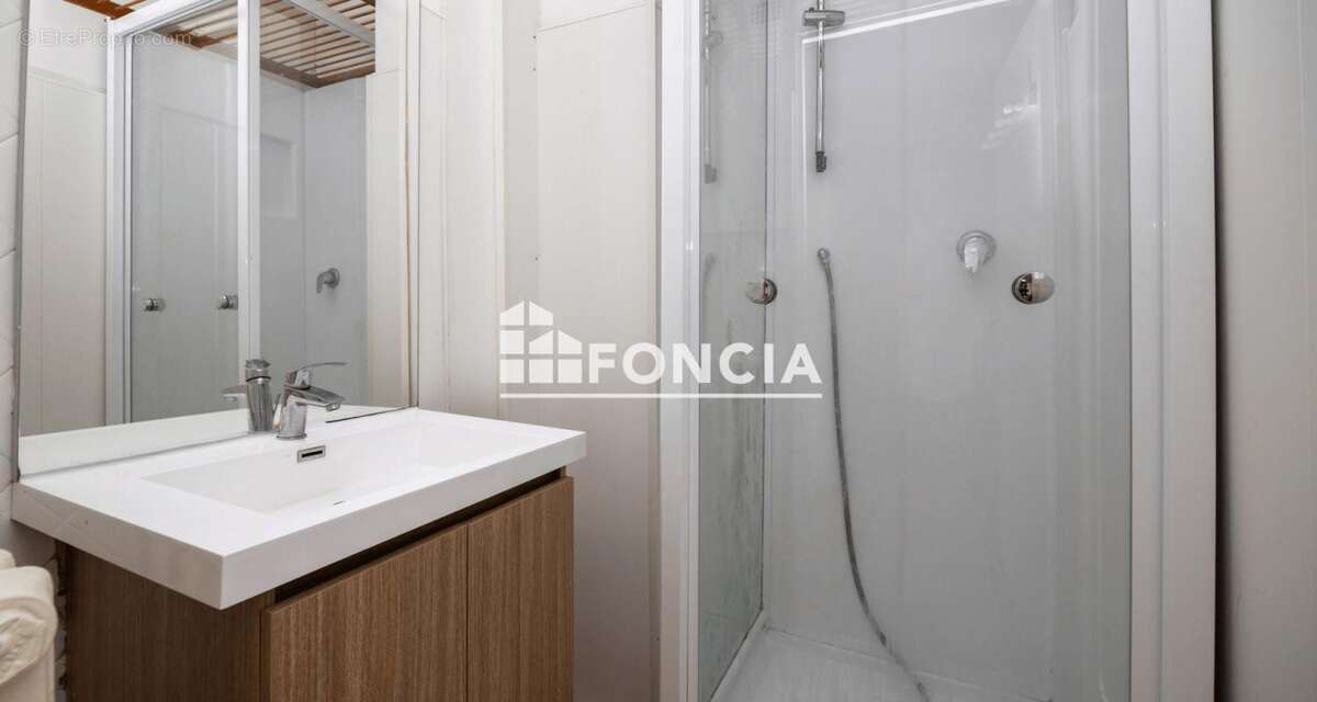 Toulouse St Cyprien: Agréable 3 pièces avec garage et cave. idéal en premier achat ou investissement - photo 7
