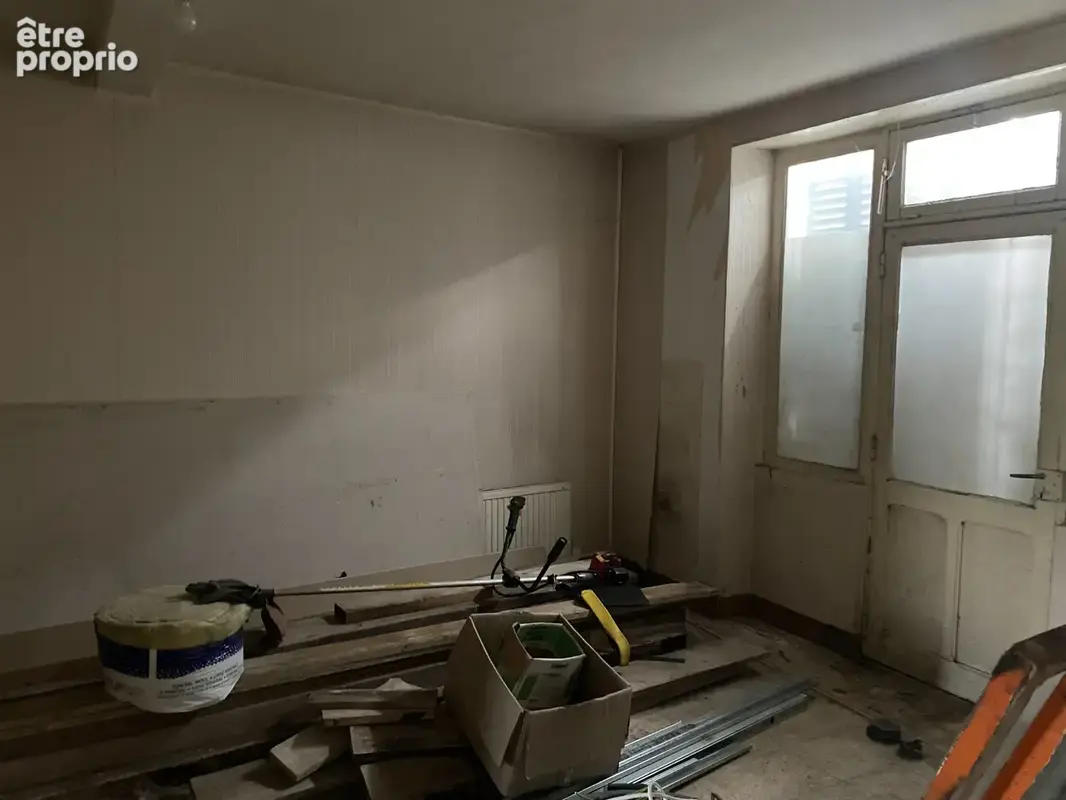Maison de bourg a saisir - gros potentiel - photo 3