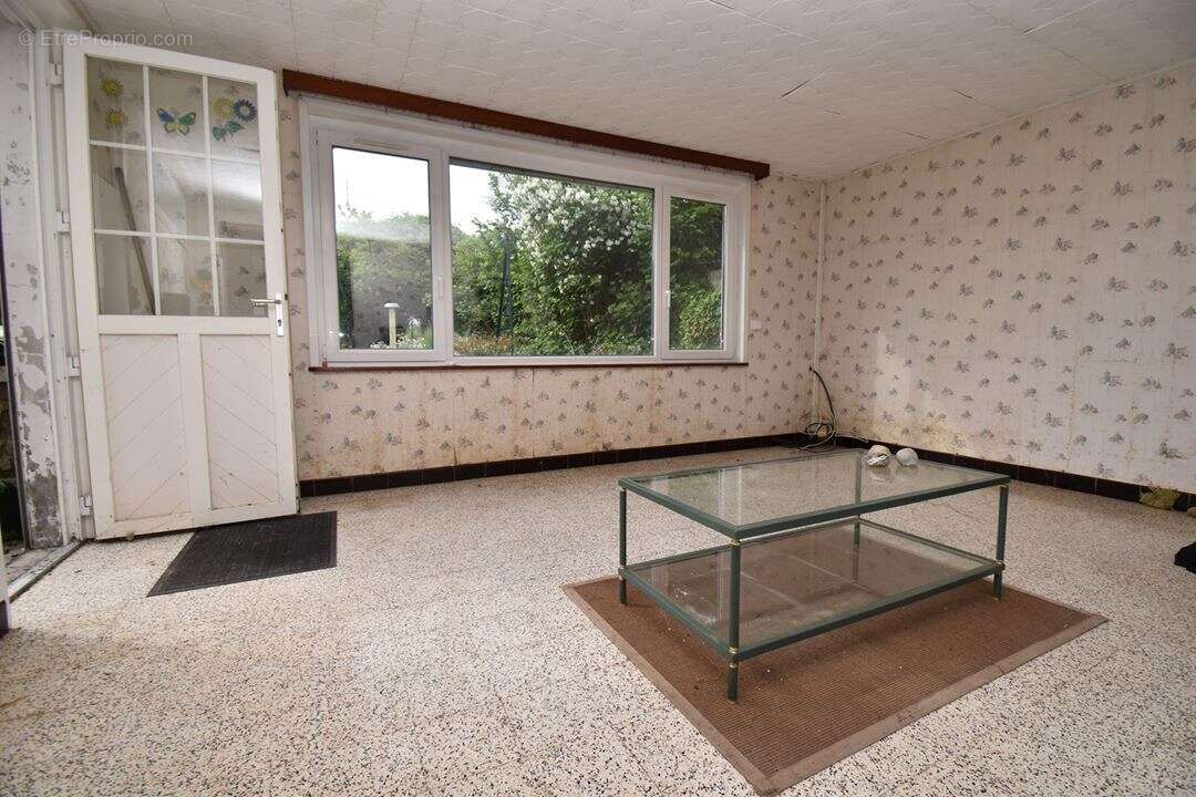 Maison à NEUVILLE-SAINT-REMY