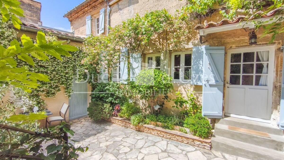 Photo 1 - Maison à UZES