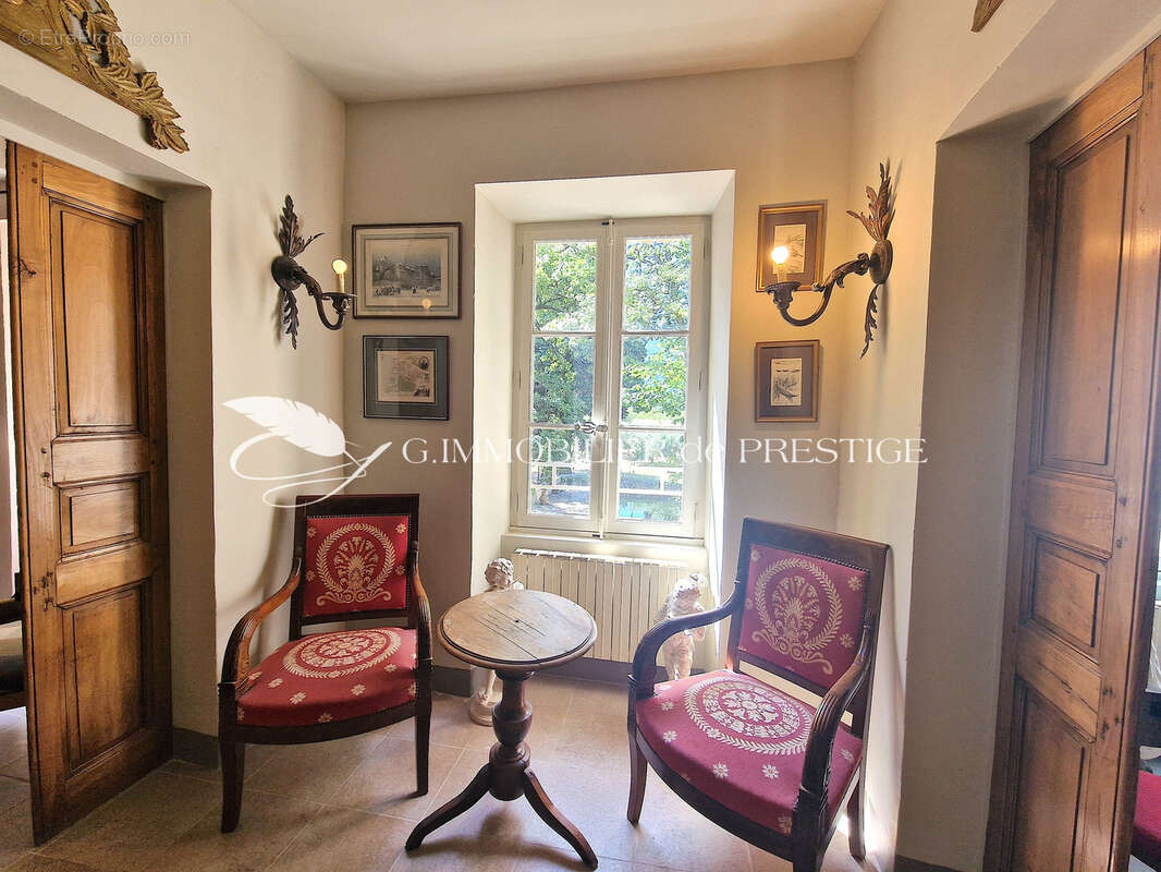 Appartement à OPPEDE