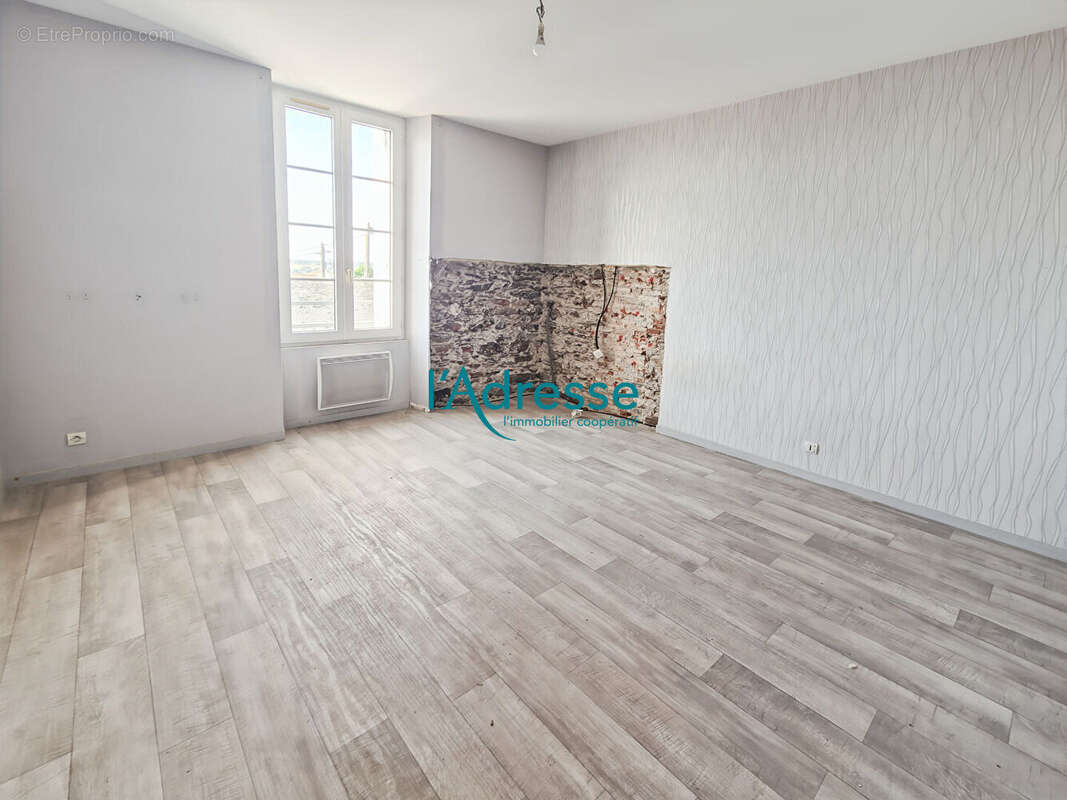 Maison 2 chambres garage et jardin - photo 8