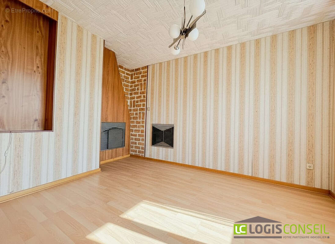 Appartement à CHATILLON