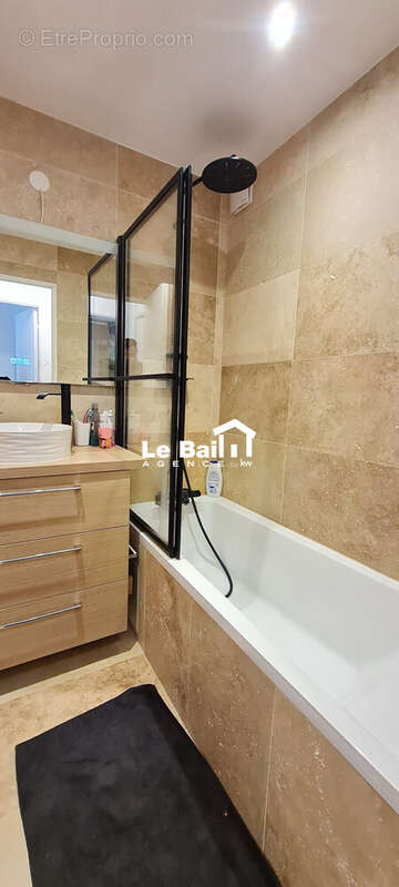 Appartement 74 m² à Osny  - photo 5
